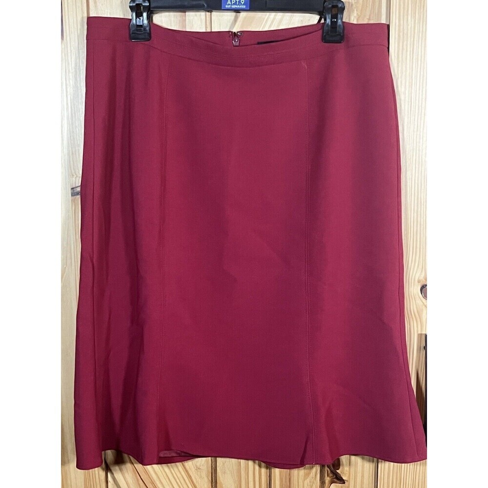 NWT White House Black Market Skirt Women’s Size 14 Empress Red